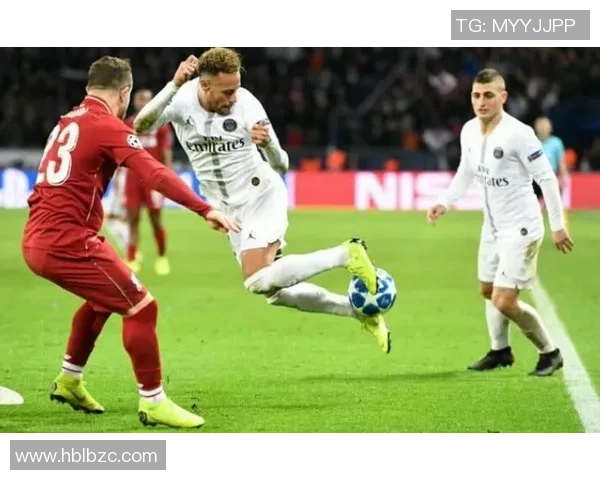 足球卡彩虹套紫碎冰球星限量版珍藏独特魅力引领市场新风潮